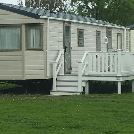 Butlins Minehead Caravan 120 River Cove Passes Included Hotel Bagian luar foto