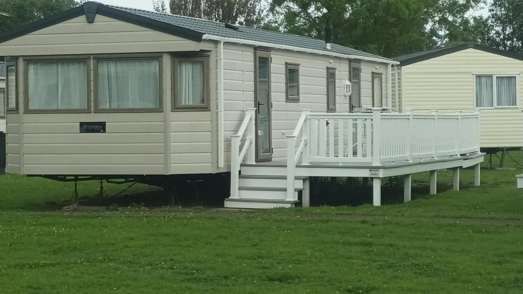 Butlins Minehead Caravan 120 River Cove Passes Included Hotel Bagian luar foto